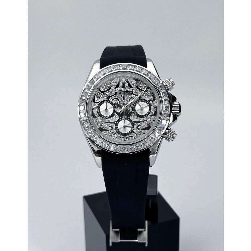 Custom Seiko Mod • Silver Diamond Tiger Daytona Quartz Chronograph • 39.5mm